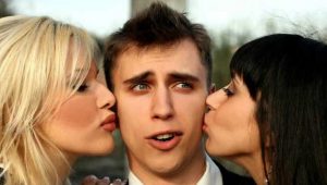 Consejos para hacer un trío de un hombre con dos mujeres